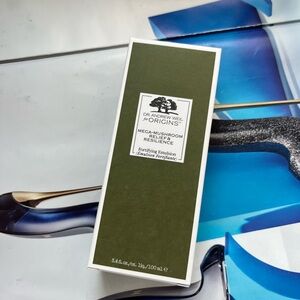 New Origins Mega-Mushroom Relief & Resilience Fortifying Emulsion 3.4 oz